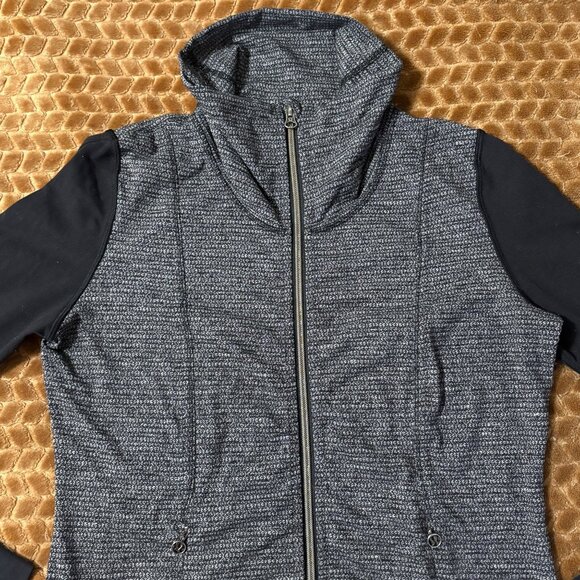 EXCELLENT Lululemon Daily Yoga Jacket Coco Pique Black Full-Zip Long Sleeve 6 - Picture 3 of 10